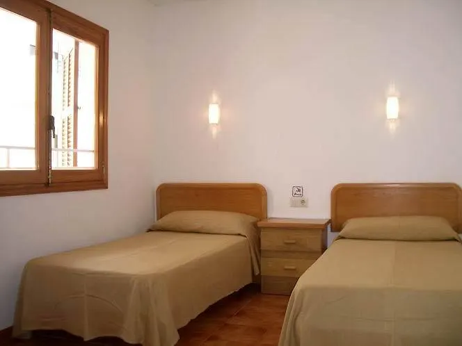 Hotel Apartamentos Mira Mola Figueretas